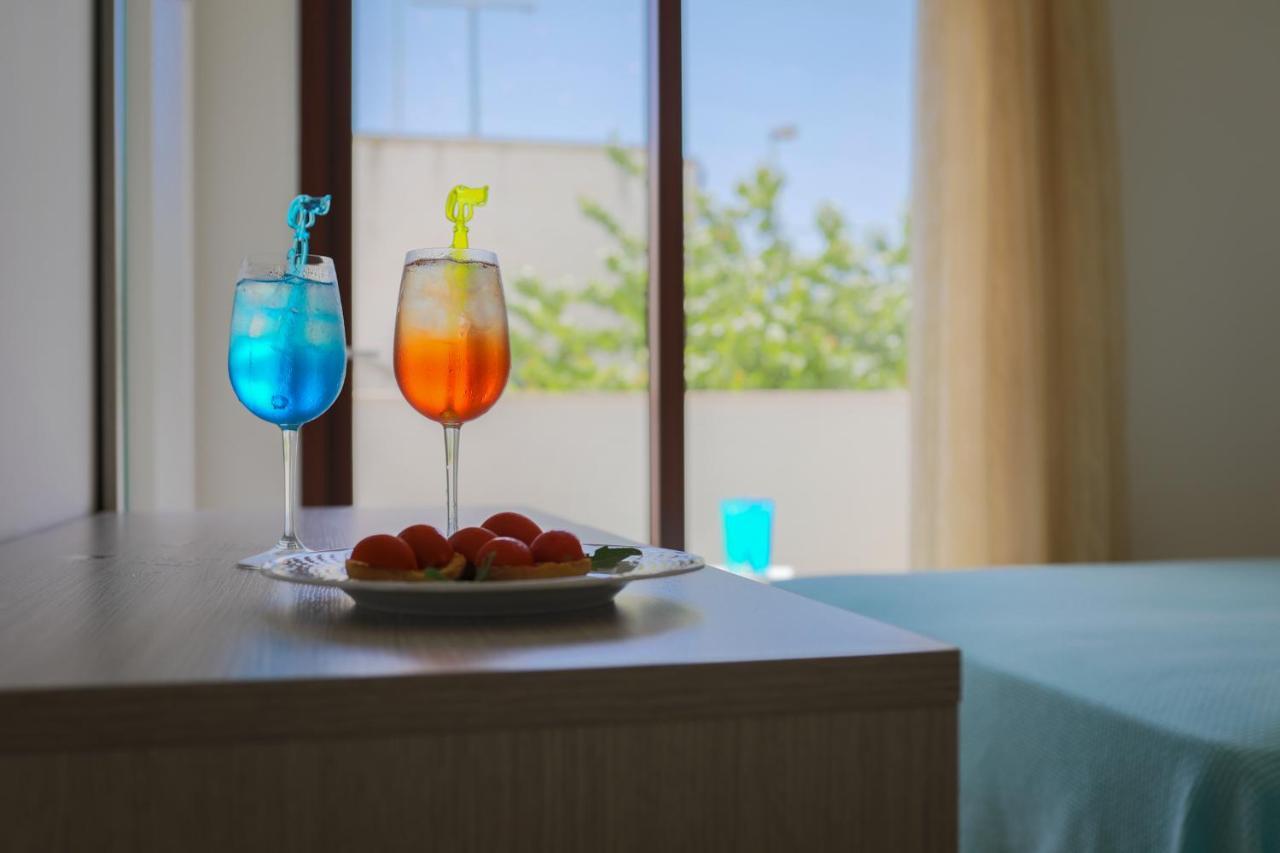 Hotel Corallo Торре-Санта-Сабина Экстерьер фото