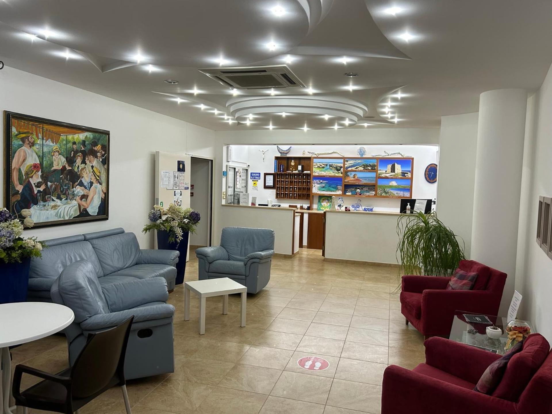 Hotel Corallo Торре-Санта-Сабина Экстерьер фото